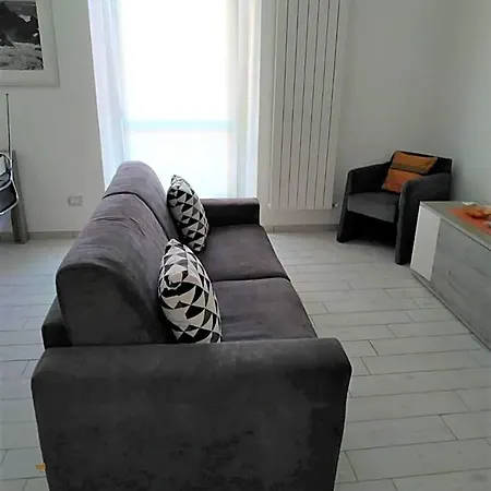 Canada Hotel 4*